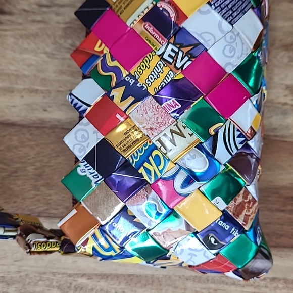 Hand Made Purse - Picture 5 of 8